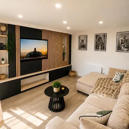 Appartement Le Square - T3 De Standing, Jardin&parking Privé *